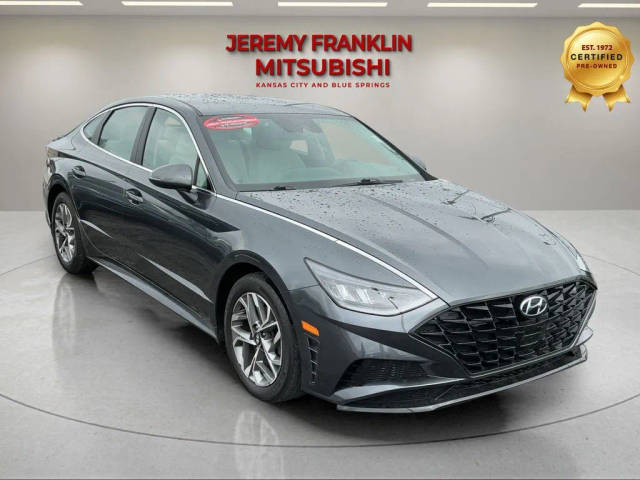 2022 Hyundai Sonata SEL FWD photo