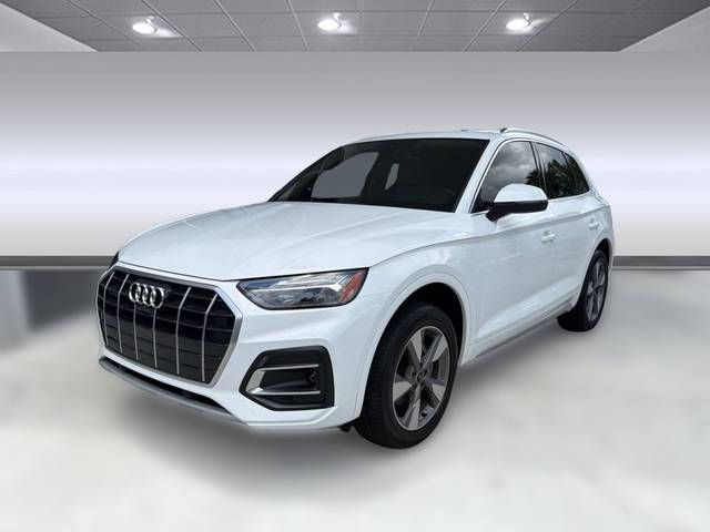 2022 Audi Q5 Premium Plus AWD photo