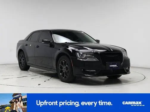 2022 Chrysler 300 Touring L AWD photo