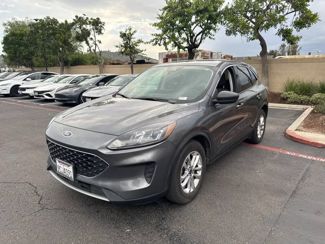 2022 Ford Escape SE FWD photo