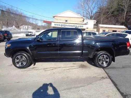 2017 Toyota Tacoma TRD Off Road 4WD photo