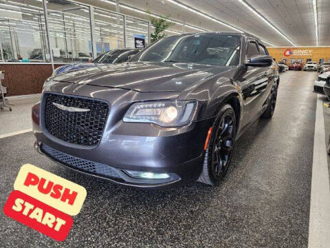 2020 Chrysler 300 300S RWD photo