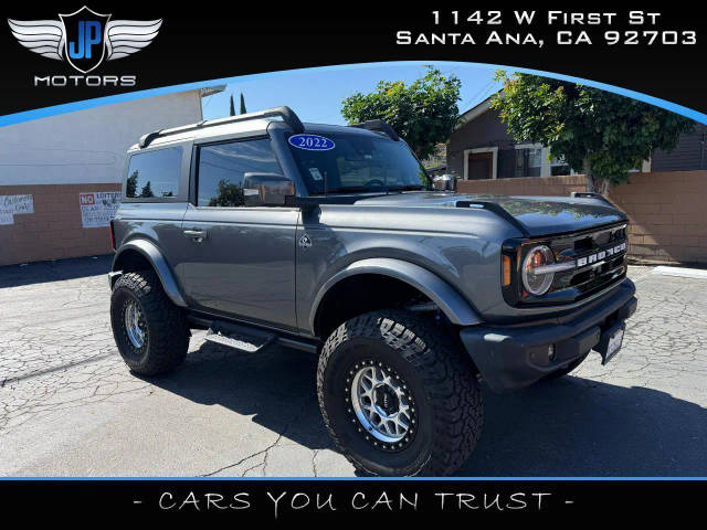2022 Ford Bronco 2 Door Outer Banks 4WD photo