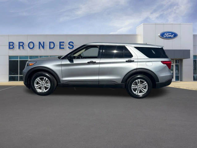 2022 Ford Explorer Base 4WD photo