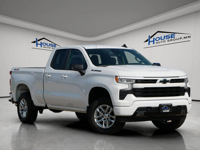 2022 Chevrolet Silverado 1500 RST 4WD photo