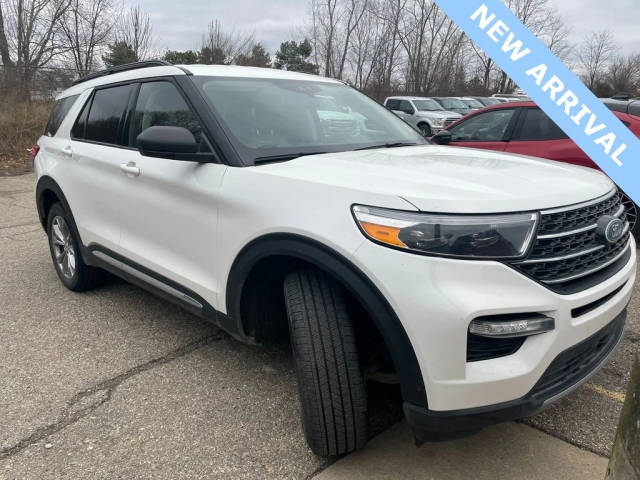 2022 Ford Explorer XLT 4WD photo