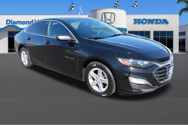 2022 Chevrolet Malibu LS FWD photo