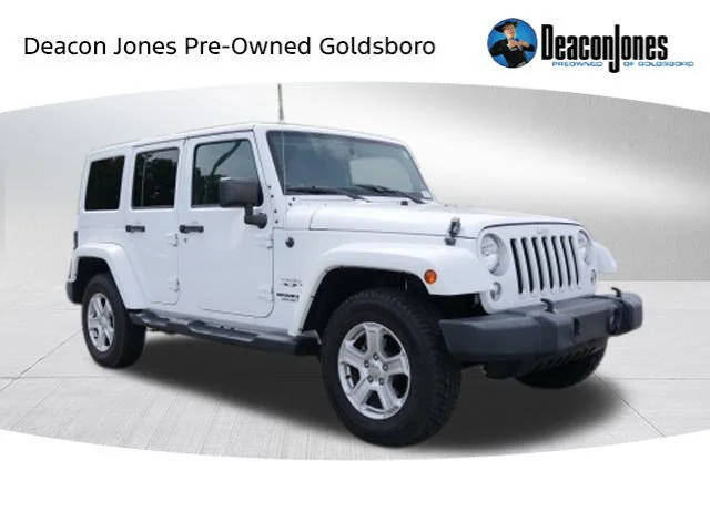 2016 Jeep Wrangler Unlimited Sahara 4WD photo