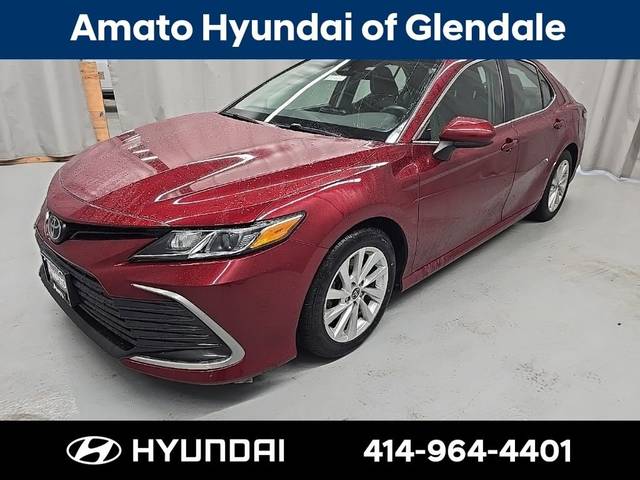 2022 Toyota Camry LE FWD photo