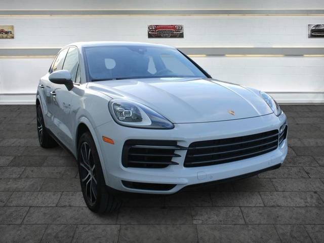 2022 Porsche Cayenne Platinum Edition AWD photo