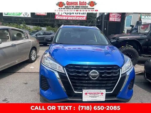 2021 Nissan Kicks SV FWD photo