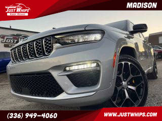 2022 Jeep Grand Cherokee Summit Reserve 4WD photo