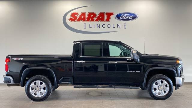 2022 Chevrolet Silverado 2500HD LTZ 4WD photo