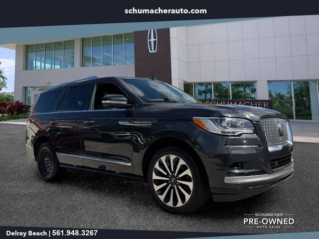 2022 Lincoln Navigator Reserve 4WD photo