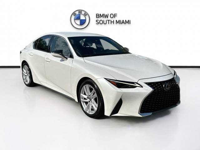 2022 Lexus IS IS 300 RWD photo