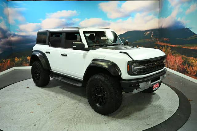 2022 Ford Bronco 4 Door Raptor 4WD photo