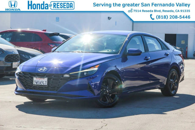 2023 Hyundai Elantra SEL FWD photo