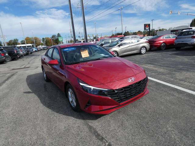 2023 Hyundai Elantra SE FWD photo