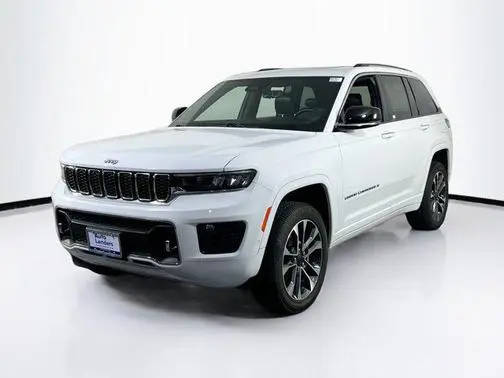 2022 Jeep Grand Cherokee Overland 4WD photo