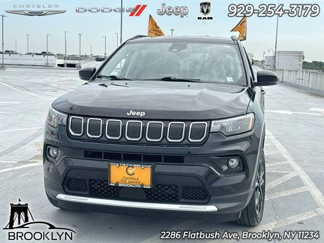 2022 Jeep Compass Limited 4WD photo