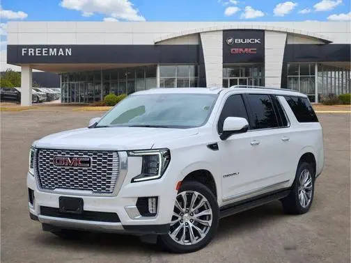 2022 GMC Yukon XL Denali 4WD photo