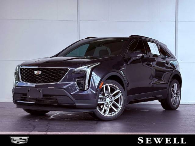 2023 Cadillac XT4 FWD Sport FWD photo