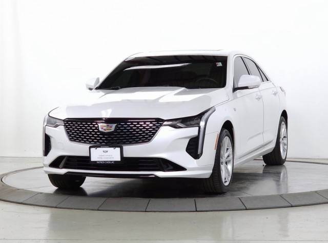 2022 Cadillac CT4 Luxury AWD photo