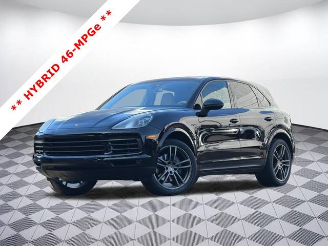 2022 Porsche Cayenne E-Hybrid AWD photo