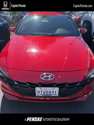 2023 Hyundai Elantra SEL FWD photo