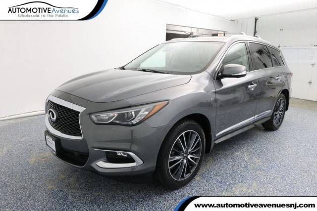 2019 Infiniti QX60 LUXE AWD photo