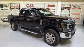 2022 Ford F-250 Super Duty LARIAT 4WD photo
