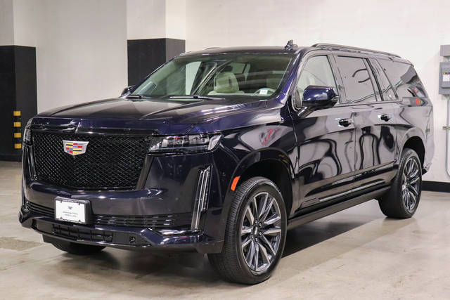 2022 Cadillac Escalade ESV Sport Platinum 4WD photo