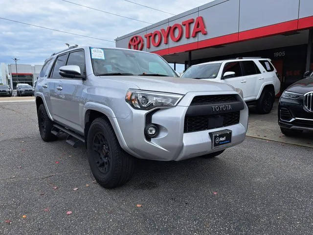 2022 Toyota 4Runner SR5 Premium RWD photo