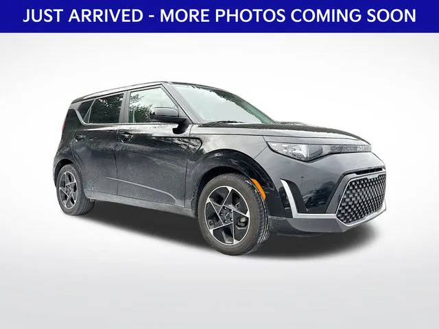 2023 Kia Soul EX FWD photo
