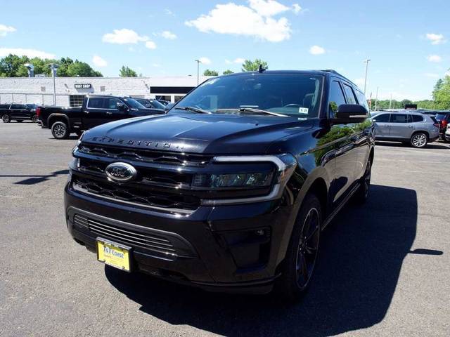 2022 Ford Expedition Max Limited 4WD photo