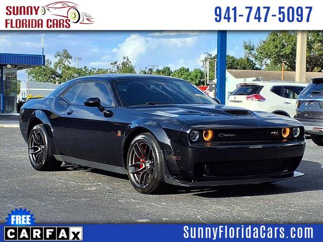 2022 Dodge Challenger R/T Scat Pack Widebody RWD photo