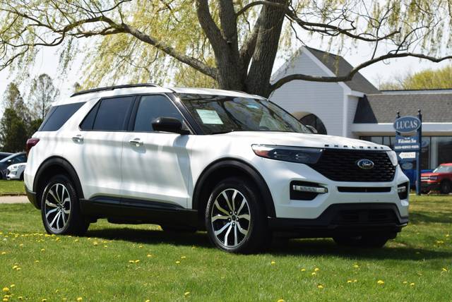 2022 Ford Explorer ST-Line 4WD photo