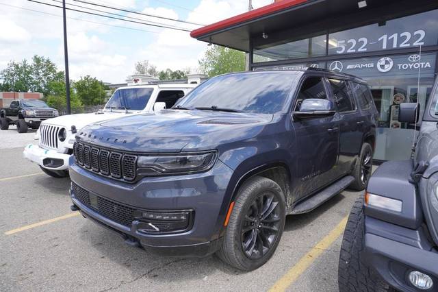 2022 Jeep Wagoneer Series II Carbide 4WD photo