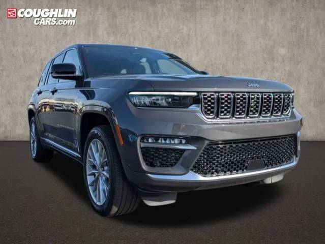 2022 Jeep Grand Cherokee Summit 4WD photo