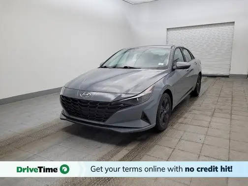 2023 Hyundai Elantra SEL FWD photo