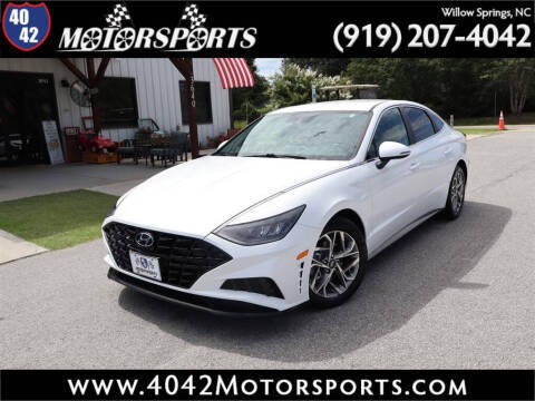 2022 Hyundai Sonata SEL FWD photo