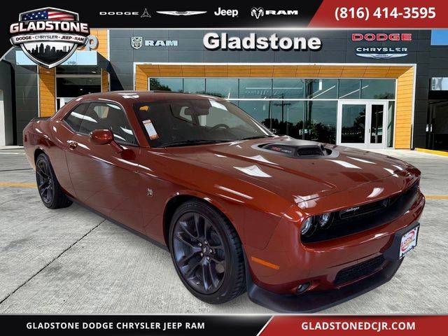 2022 Dodge Challenger R/T Scat Pack RWD photo