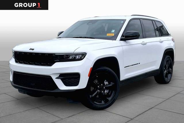 2022 Jeep Grand Cherokee Altitude 4WD photo