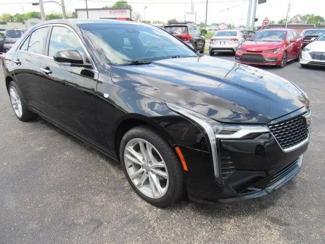 2022 Cadillac CT4 Luxury AWD photo