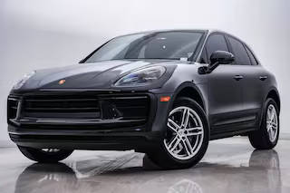 2022 Porsche Macan  AWD photo