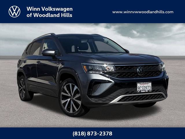 2022 Volkswagen Taos SE FWD photo