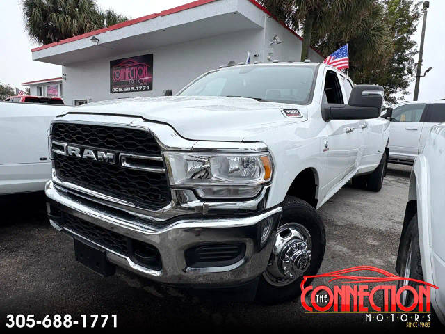 2022 Ram 3500 Laramie 4WD photo