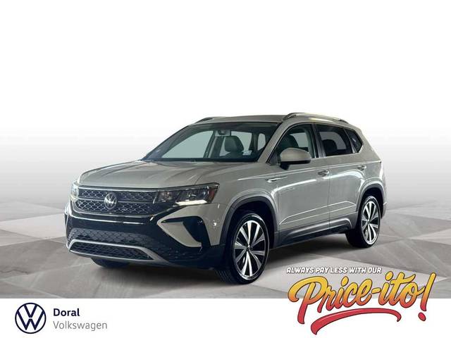 2022 Volkswagen Taos SE FWD photo