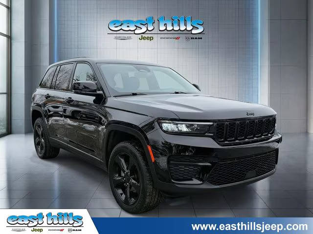 2022 Jeep Grand Cherokee Altitude 4WD photo