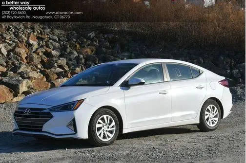 2019 Hyundai Elantra SE FWD photo